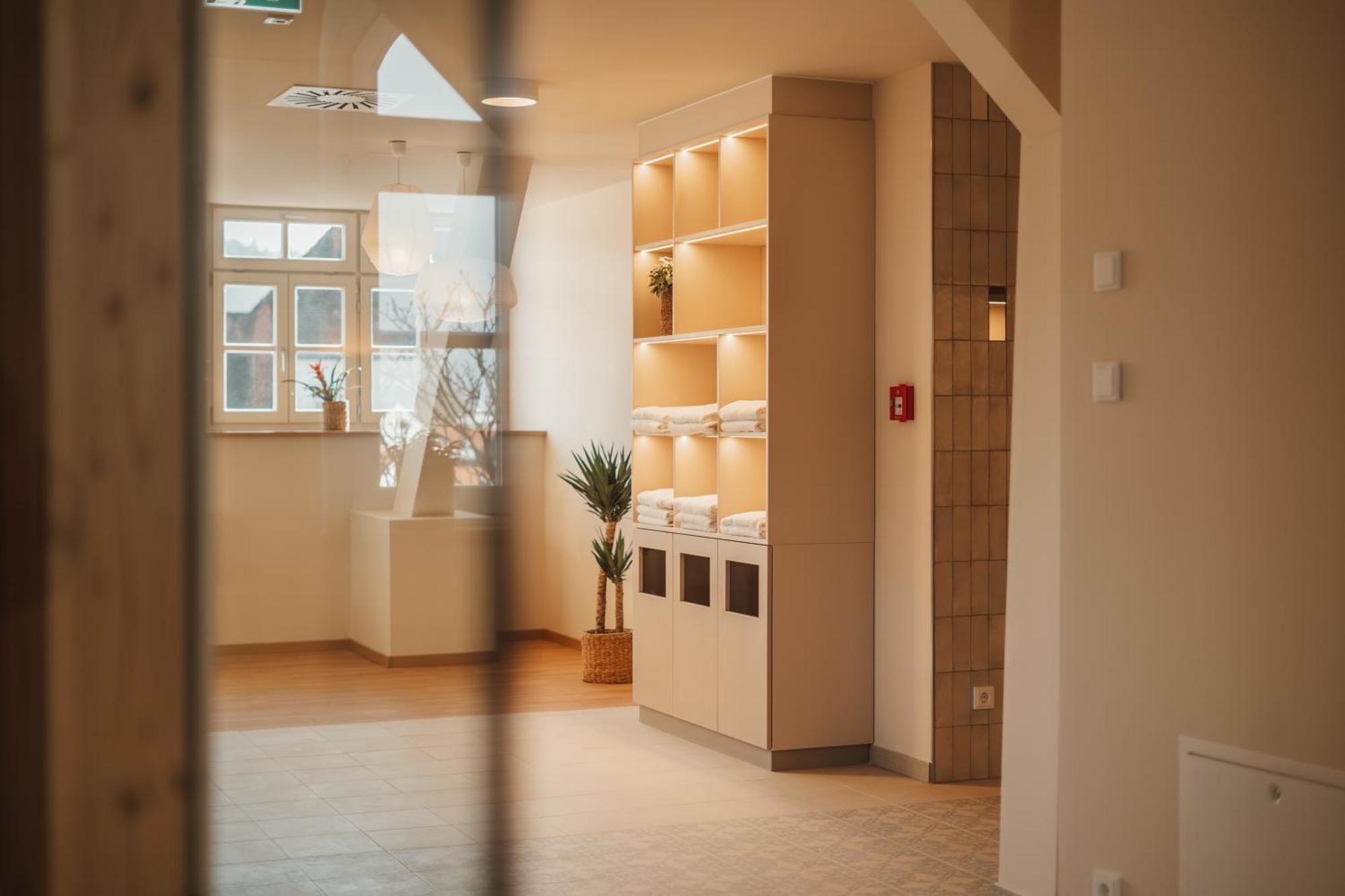 Hotel Amalia - Boutique Hotel ランツフート エクステリア 写真